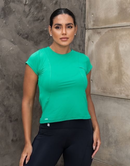 F389 - Blusa Feminina Manga Curta com Abertura nas Costas.