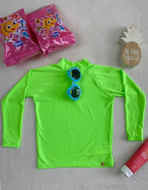 B110 - Camiseta manga longa infantil com proteção uv.