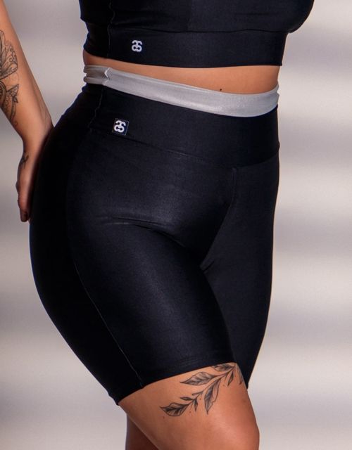 F505 - Short fitness curto, tecido caneladocom pala no cós.