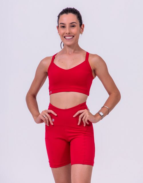 Top reforçado nadador, alças com regulagem  + Short meia coxa cós alto com bolso lateral