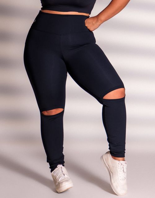 F320 - Legging fitness com recorte no joelho.