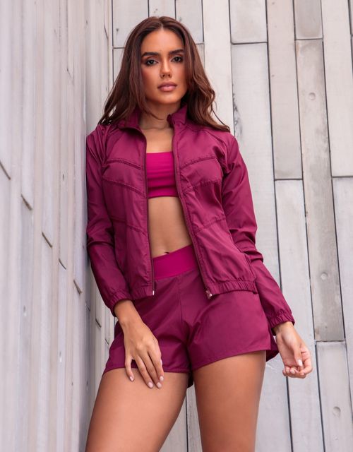 F239N - Jaqueta Fitness em Tactel com bolsos, tecido Nylon.