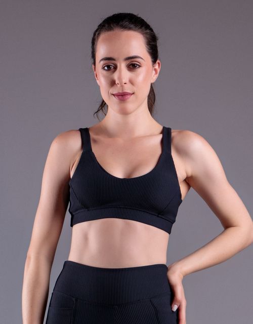 F327P - Top reforcado alcas retas fitness bojo removivel, alças largas com recortes frontais.