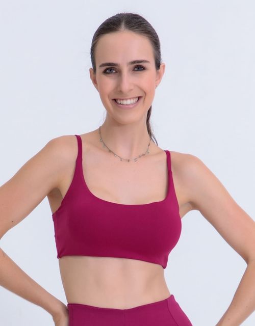 F297 - Top Conforto Alças Retas, Duplo, com Bojo Removível e Alças Finas  - Suporte e Estilo em uma Peça Versátil.